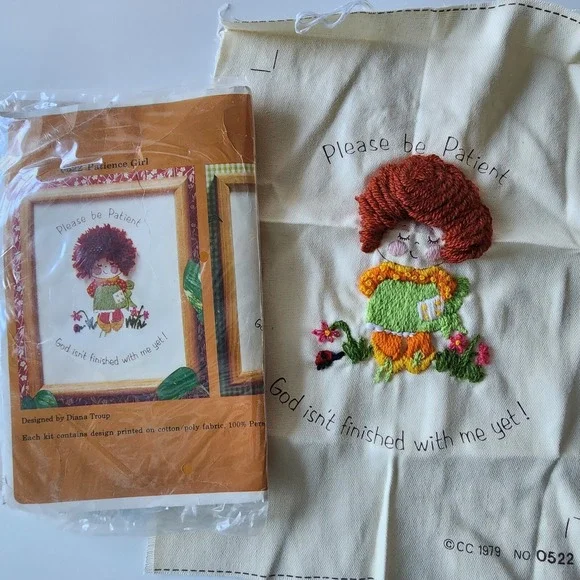 Creative Circle Patience Girl Embroidery Art Piece Vintage 1981 Wall Art Canvas - Picture 2 of 11